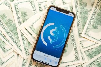 Circle Stock Enters Oversold Territory on Earnings Plunge. Should You Buy the Dip?