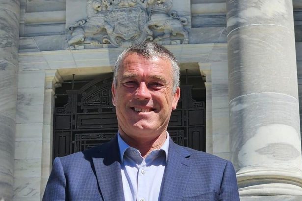 Compounding interest in select committees banking inquiry