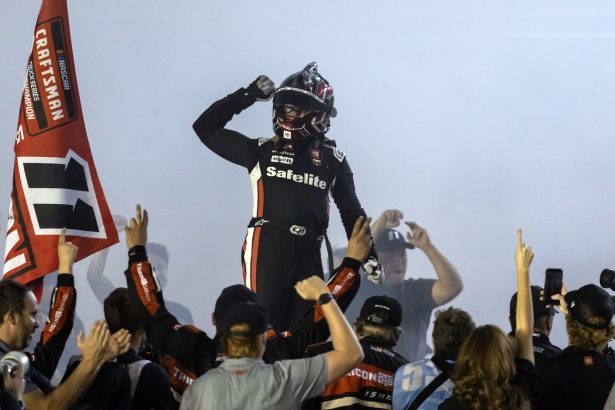 Corey Heim’s girlfriend Taylor Reimer drops a 4-word reaction to Tricon star’s maiden Truck Series title win