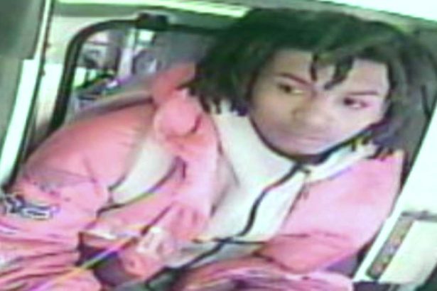 Counter-jumping thief stealing narcotics from North Side pharmacies