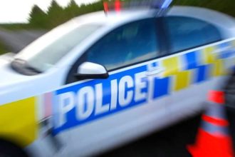 Crash closes highway in Kawarau Gorge