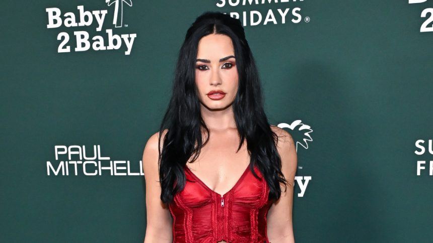 Demi Lovato, Jessica Alba, Serena Williams: Baby2Baby Red Carpet Photos