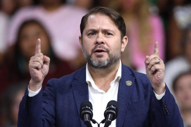 Democrat Senator Whines Party Doesn’t Allow ‘Women to Be Hot’