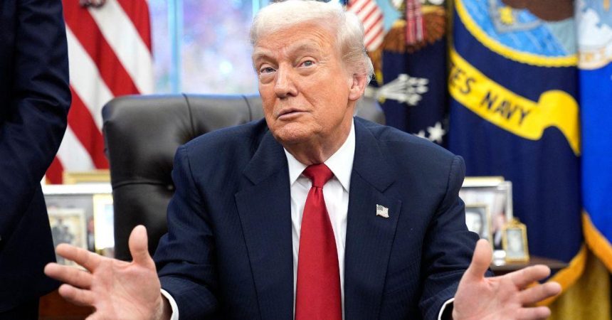 Donald Trump Ate in Bed ‘Like a Feral Child’ Amid Secret Service Feud