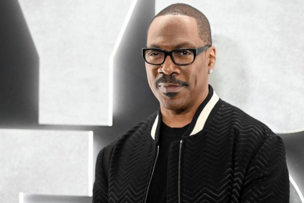 Eddie Murphy Slams SNL for Joking About His Movie Flop