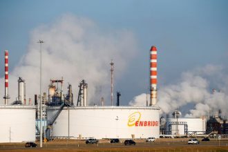 Enbridge approves .4 billion project to boost Canadian oil flows to US
