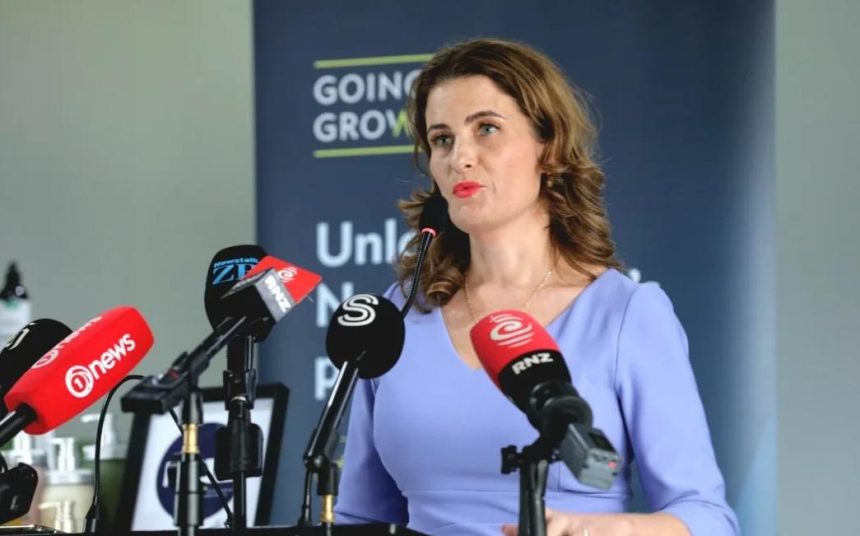 Finance Minister urges banks to slash home loan rates