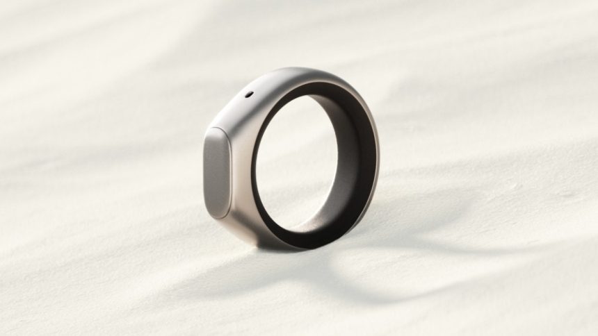 Former Meta employees launch a ring to take voice notes and control music