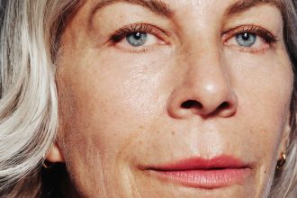 7 Best Glosses for Gray Hair to Restore Softness and Vibrancy