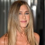 Get Jennifer Aniston’s Trendy ’90s Airport Cardigan Look for 