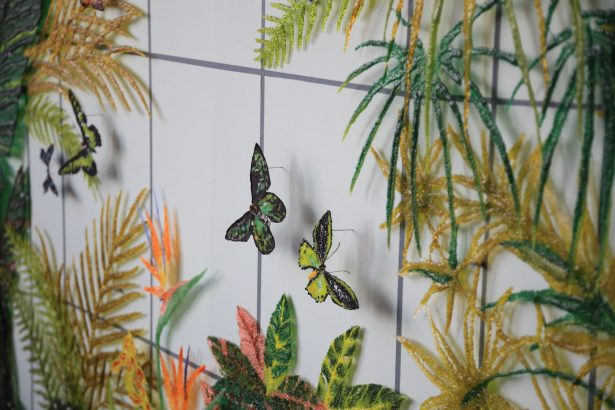 Glass Flora and Fauna Flutter in the Delicate Work of Kate Clements — Colossal