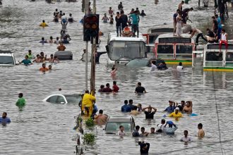 In Mumbai, more than 80% of people who die due to extreme rainfall live in slums