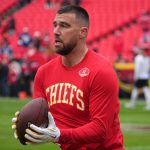 Jason Kelce’s wife Kylie drops blunt 1-word reaction after Travis Kelce’s disallowed pass vs. Colts