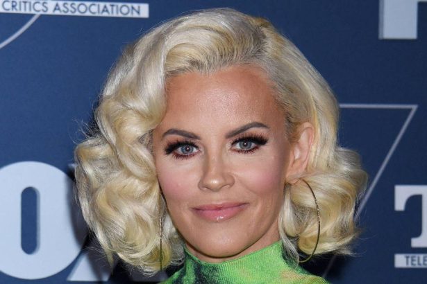 Jenny McCarthy Reveals Horrifying Health Battle Causing ‘Nine Surgeries’