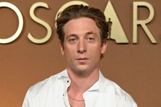 Jeremy Allen White on ‘The Bear’ Season 5, ‘Mandalorian and Grogu’