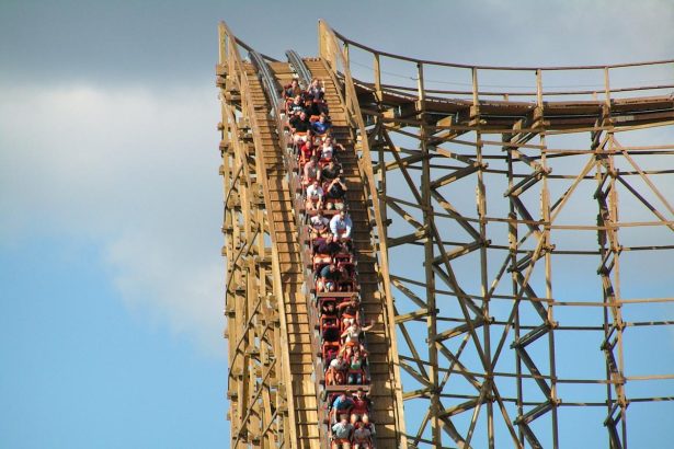 Jim Cramer Discusses Reasons Why Six Flags Stock Got “Really Obliterated”