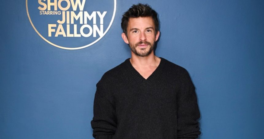 Jonathan Bailey Is Revealed As People’s 2025 Sexiest Man Alive