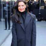 Katie Holmes’ 5 Curved Crossbody Style Is Trending Right Now