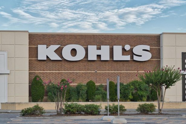 Kohl’s Is Soaring After Reporting Earnings. Is Former Meme Stock KSS a Buy Here?