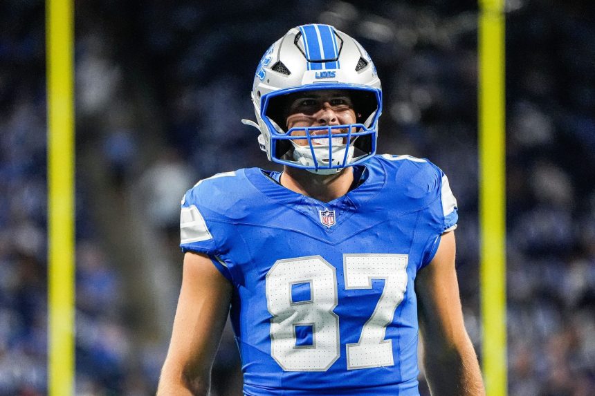 Lions get massive bad news on Pro Bowler’s status for Week 12 game vs. Giants