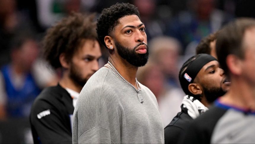 “Luka Still Whoopin’ Him” – Lakers Fans Hit Anthony Davis With Harsh Reality Check as Mavs Superstar Reveals Potential Return Date From Injury