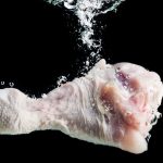 Many of Us Wash Raw Chicken. Here’s Why It’s Dangerous. : ScienceAlert