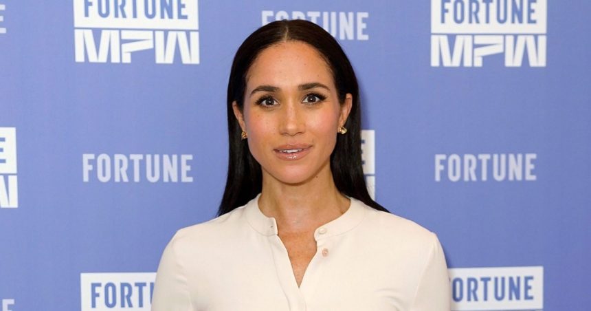 Meghan Markle Decorates for Christmas In New Festive As Ever Video