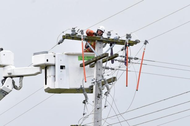 More outages possible for wind-whipped regions