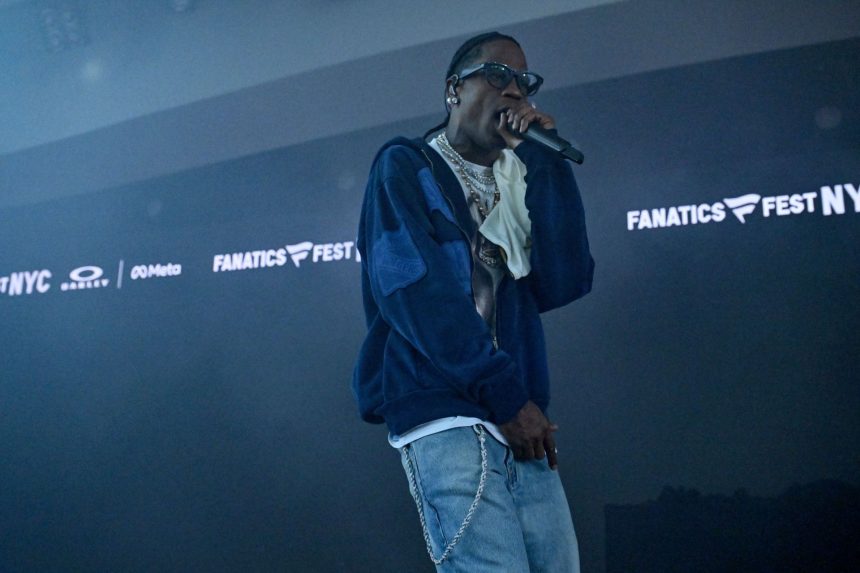 Netizens react as Travis Scott disses Pusha T at his Tokyo show 