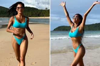 Nicole Scherzinger Stuns in Revealing Blue Bikini!