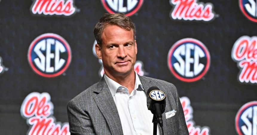 Ole Miss Fans Boo Lane Kiffin After He Decides to Leave Team to Coach LSU