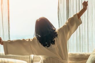 One Form of Exercise Can Improve Sleep Long Term, Study Finds : ScienceAlert