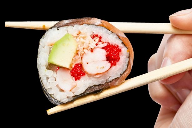 One Simple Japanese Eating Habit Is Linked to Lower Weight Gain : ScienceAlert