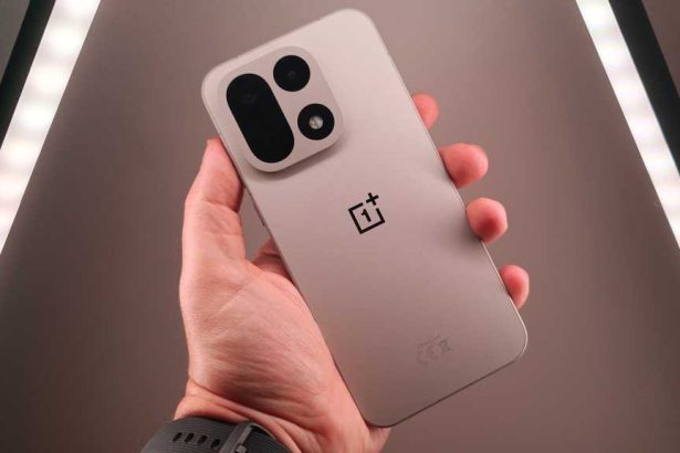 OnePlus 15 Review: The Sultan Of Speed