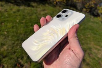 Oppo Reno 15 Benchmark Rivals Pixel 10