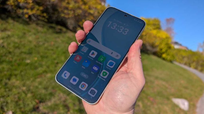 Oppo Reno 15 Specs and Design Revealed