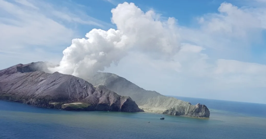 Pilot talks of chaos on island after eruption