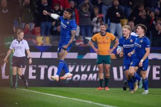 Pressure on Schmidt as Wallabies suffer shock loss to Italy