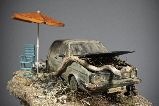 Simon Laveuve’s Scaled-Down Tableaux Reveal Post-Apocalyptic Lifestyles — Colossal