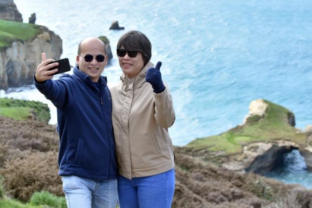 Tourists finally get some tunnel vision as track reopens