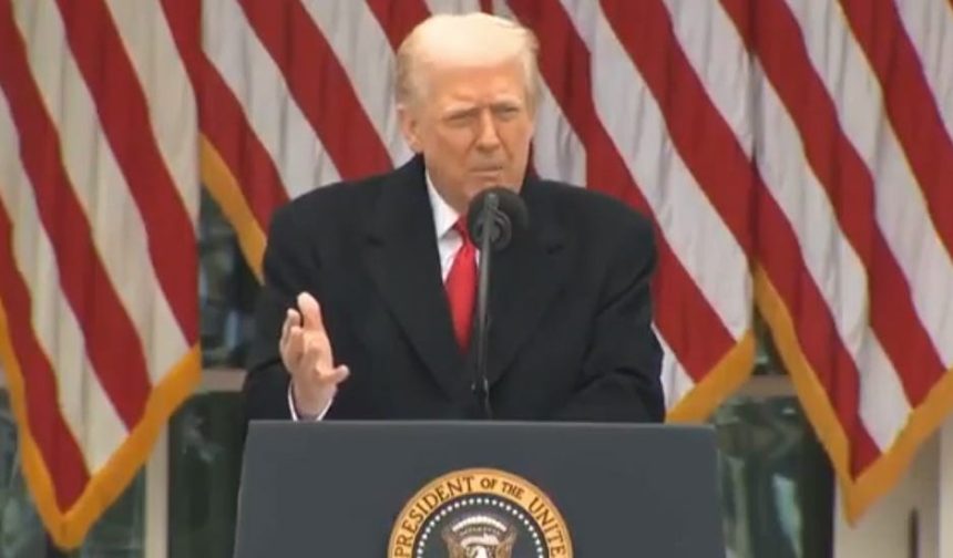 Trump’s Mental Decline Is So Bad The He Can’t Pardon A Turkey Without Incident