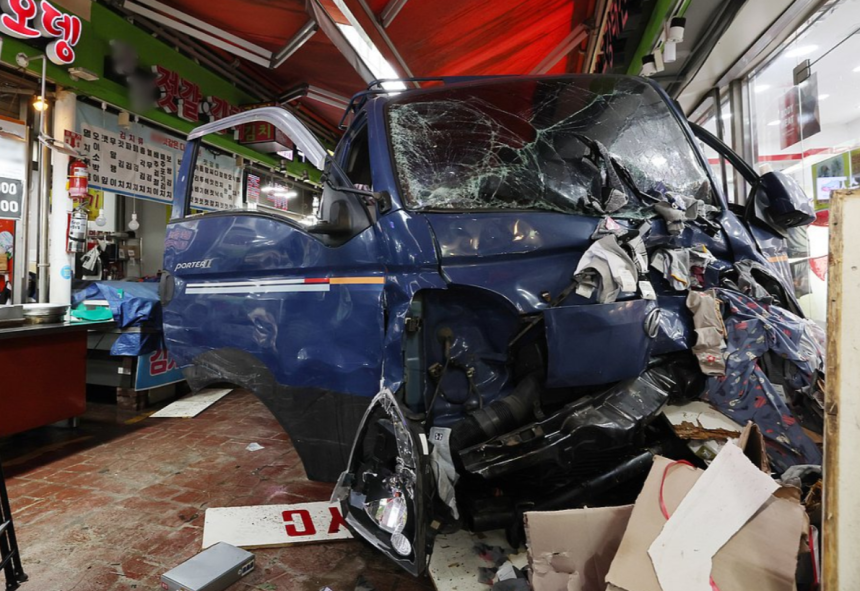 Two dead, 18 hurt after truck ploughs into market