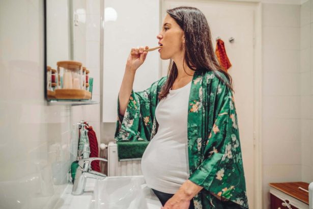 Upheavals to the oral microbiome in pregnancy may be behind tooth loss