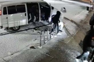 Video shows masked looters ramming car into West Side shop