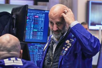 Wall Street strategists say tech stock sell-off is a short-term blip as earnings bull case remains intact
