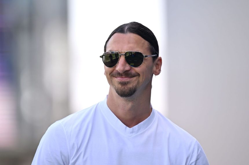 Zlatan Ibrahimovic is pushing AC Milan to sign Barcelona veteran as a free agent in the summer: Reports