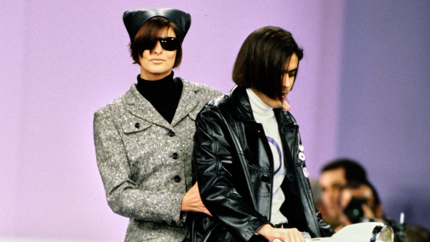 Anna Sui Fall 1995 Ready-to-Wear Collection