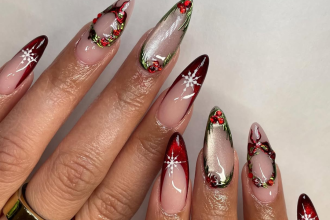 Christmas Nail Designs For Last-Minute Parties