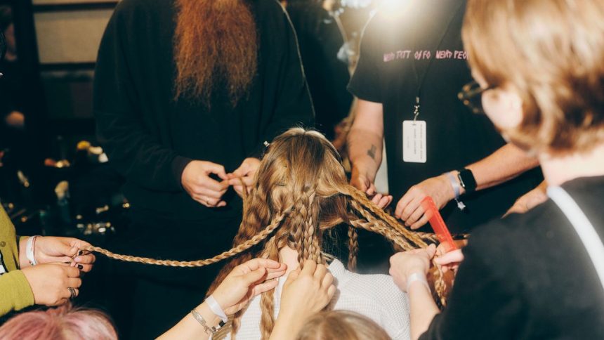 What Your Hair Reveals About Your Health, According to a TCM Doctor