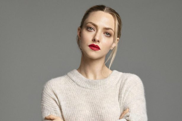 Amanda Seyfried Joins ‘Skinny Dip’ Series From Bill Lawrence